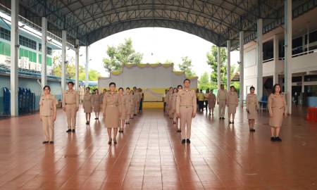 กิจกรรมเขตพื้นที่การศึกษาสุจริต เข้าแถวเคารพธงชาติ สวดมนต์ไหว้พระ