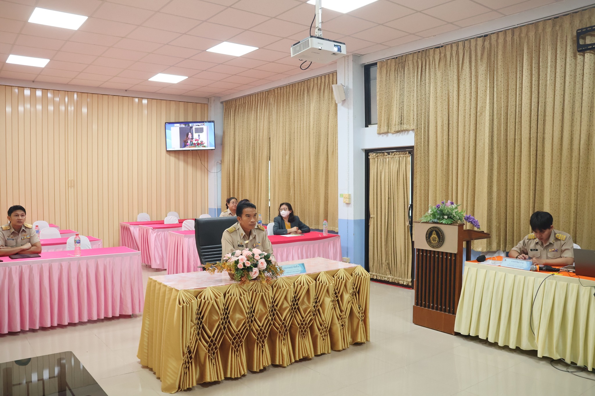 การขับเคลื่อนการประเมินสถานะการเป็นระบบราชการ 4.0 28.4.68.3