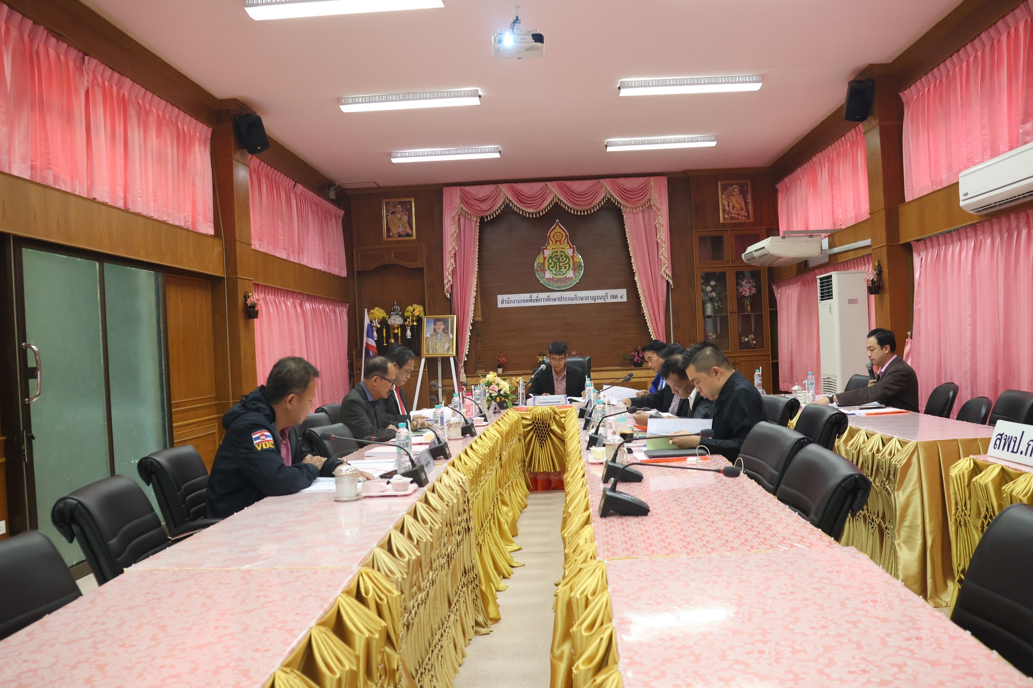 การประชุม อ.ก.ค.ศ. 11.2.68.4
