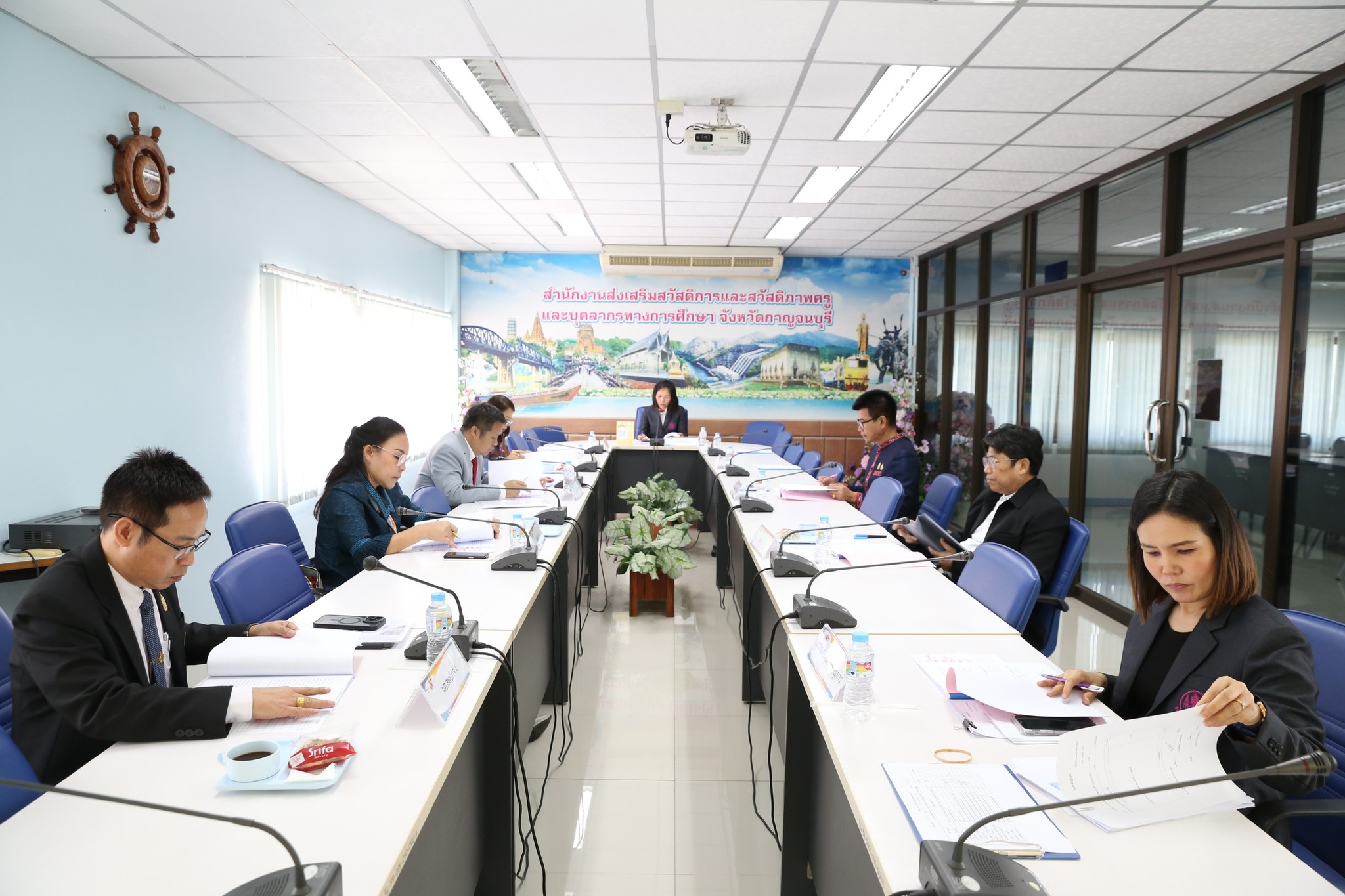 การประชุมคณะกรรมการ สกสค.จังหวัดกาญจนบุรี ครั้งที่ 32568 4.4.68.1