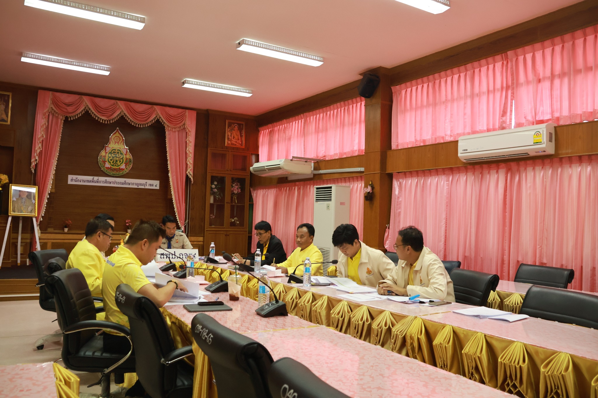 การประชุมคณะกรรมการกลั่นกรองการย้ายผู้บริหารสถานศึกษา25.11.67.3