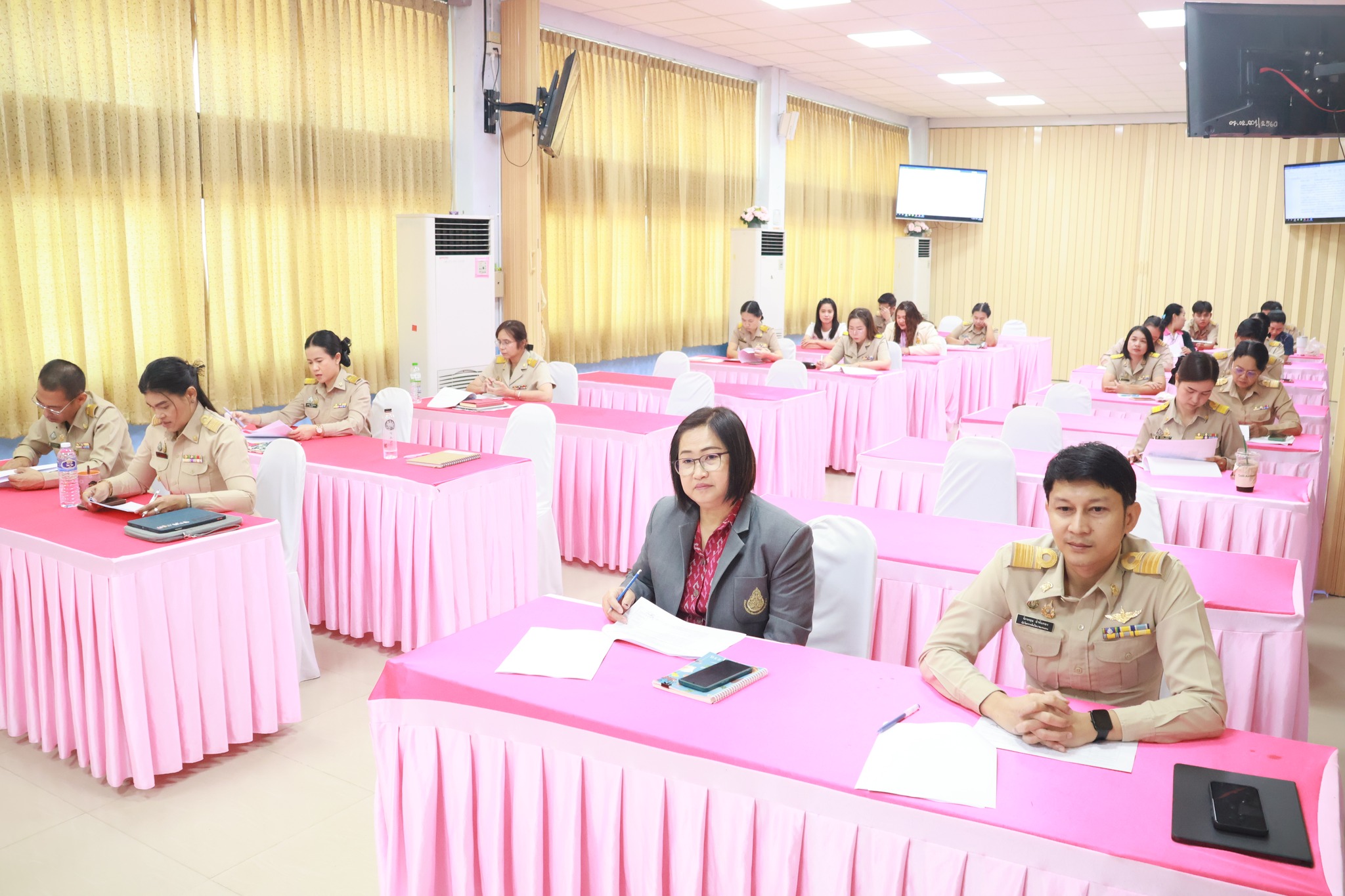 การประชุมคณะอนุกรรมการเตรียมความพร้อม 17.12.67.5