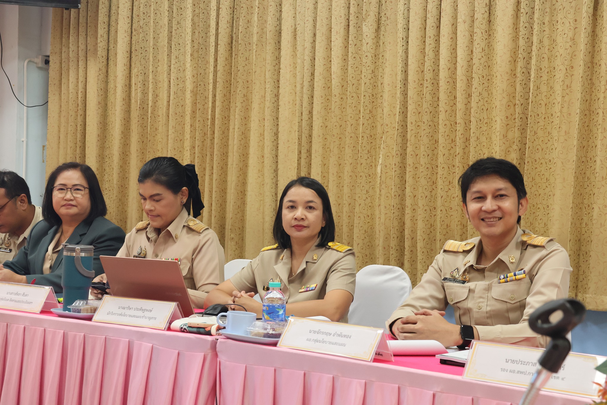 การประชุมจัดทำแผนพัฒนาการศึกษาขั้นพื้นฐาน 3.3.68.7