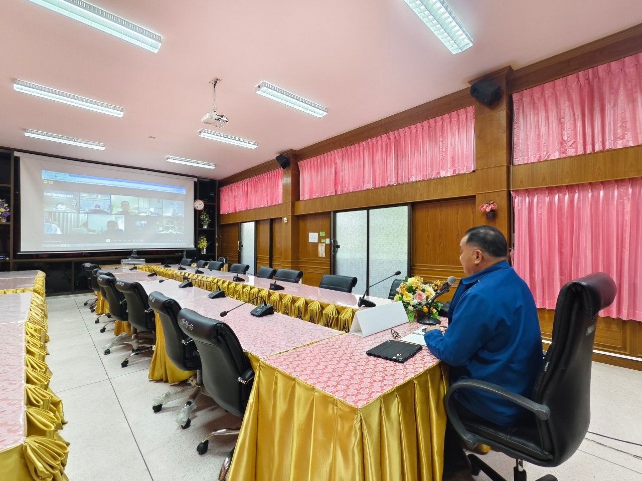 การประชุมผู้อำนวยการสำนักงานเขตพื้นที่การศึกษา 24.2.68.4