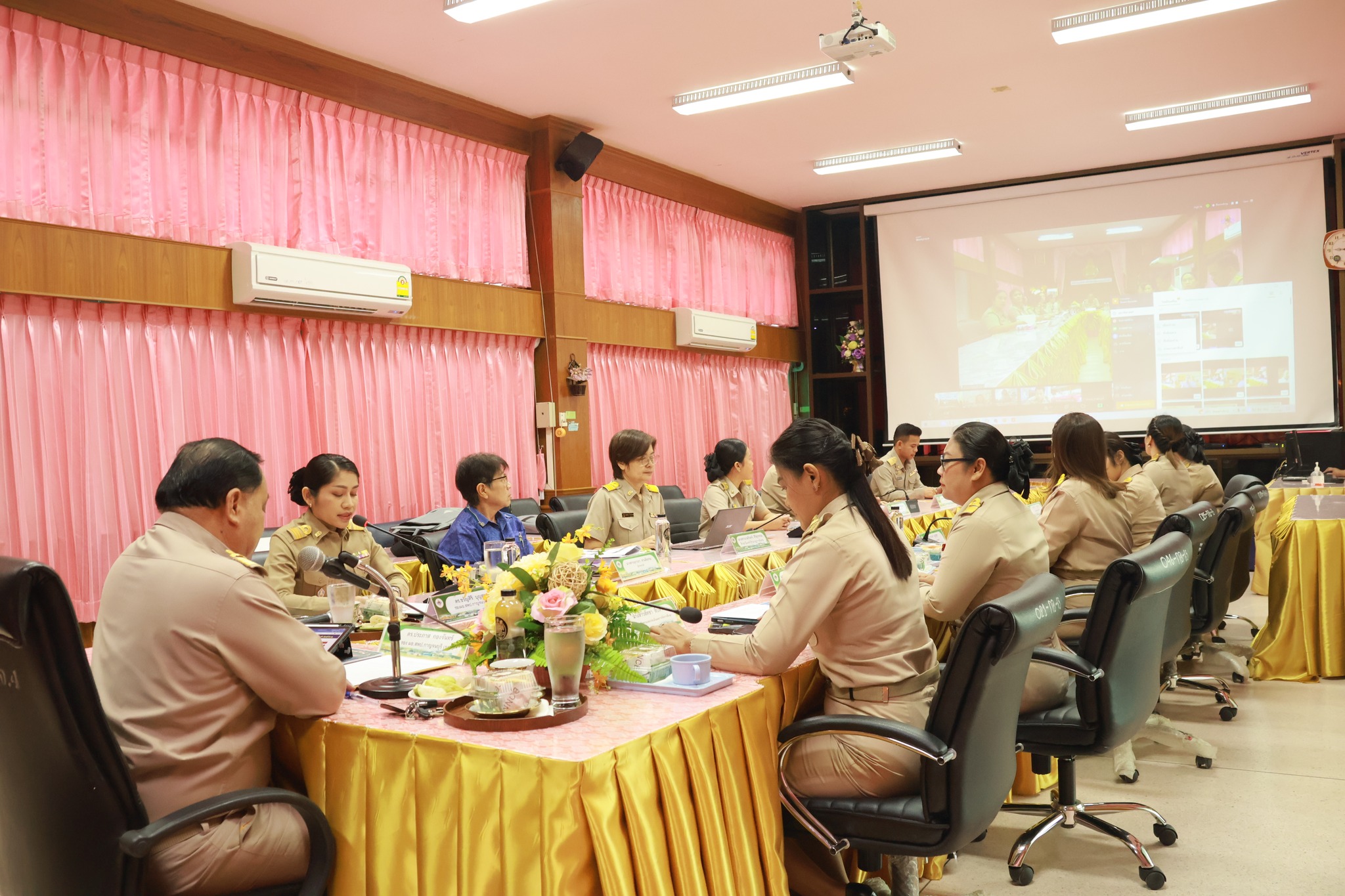 การประชุมเชิงปฏิบัติการเตรียมความพร้อมรับการประเมินคุณภาพภายนอก พ.ศ.2568 3.12.67.6