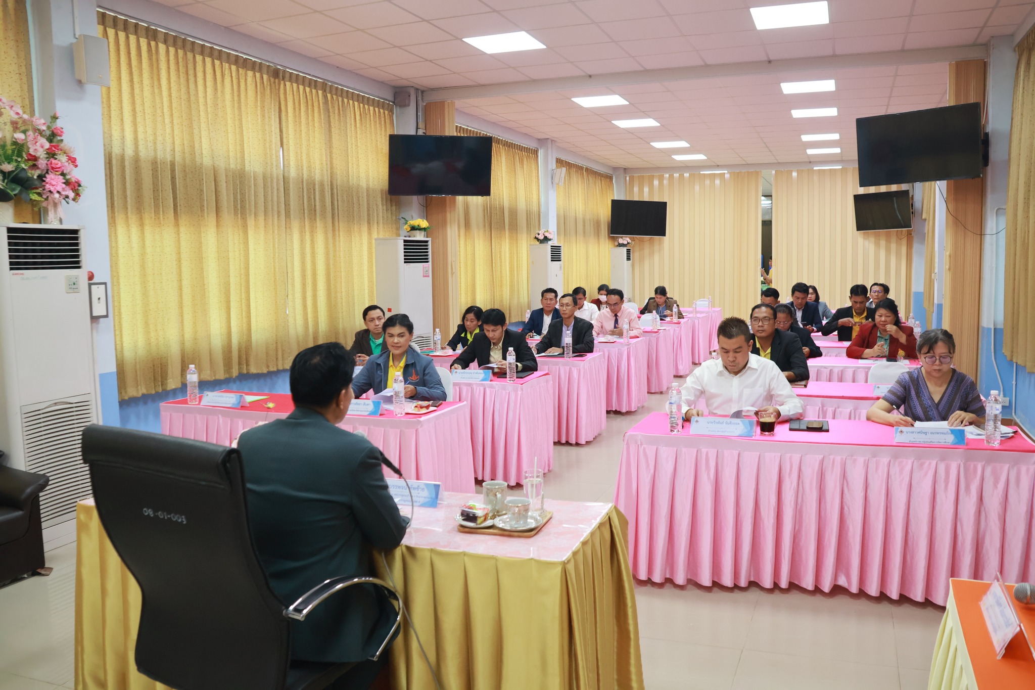 การประชุมเพื่อจัดเตรียมความพร้อมในการจัดงานวันค 4.12.67.3