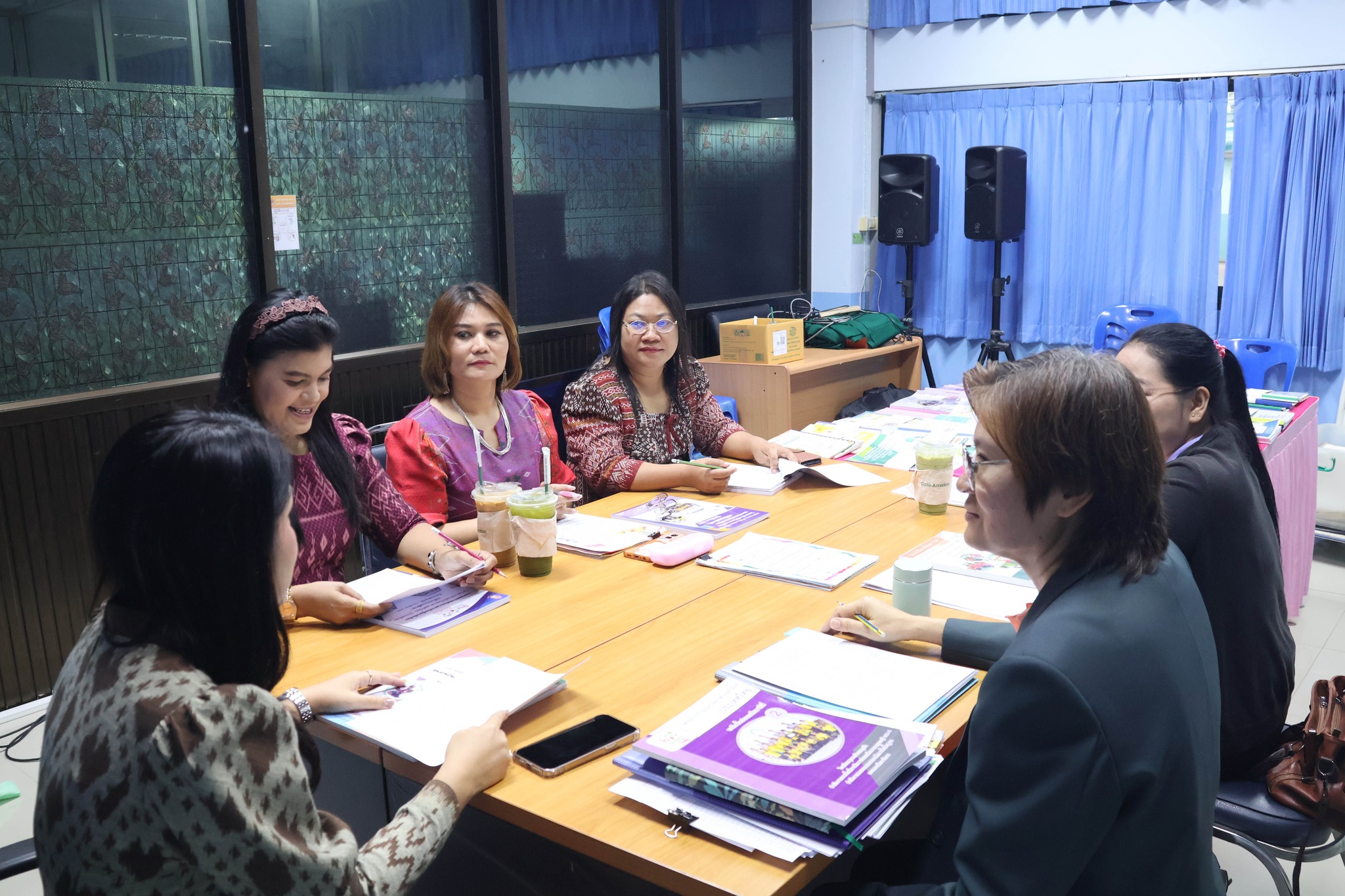 การประเมินผลงานเพื่อขอรับตราพระราชทาน 3.4.68.4