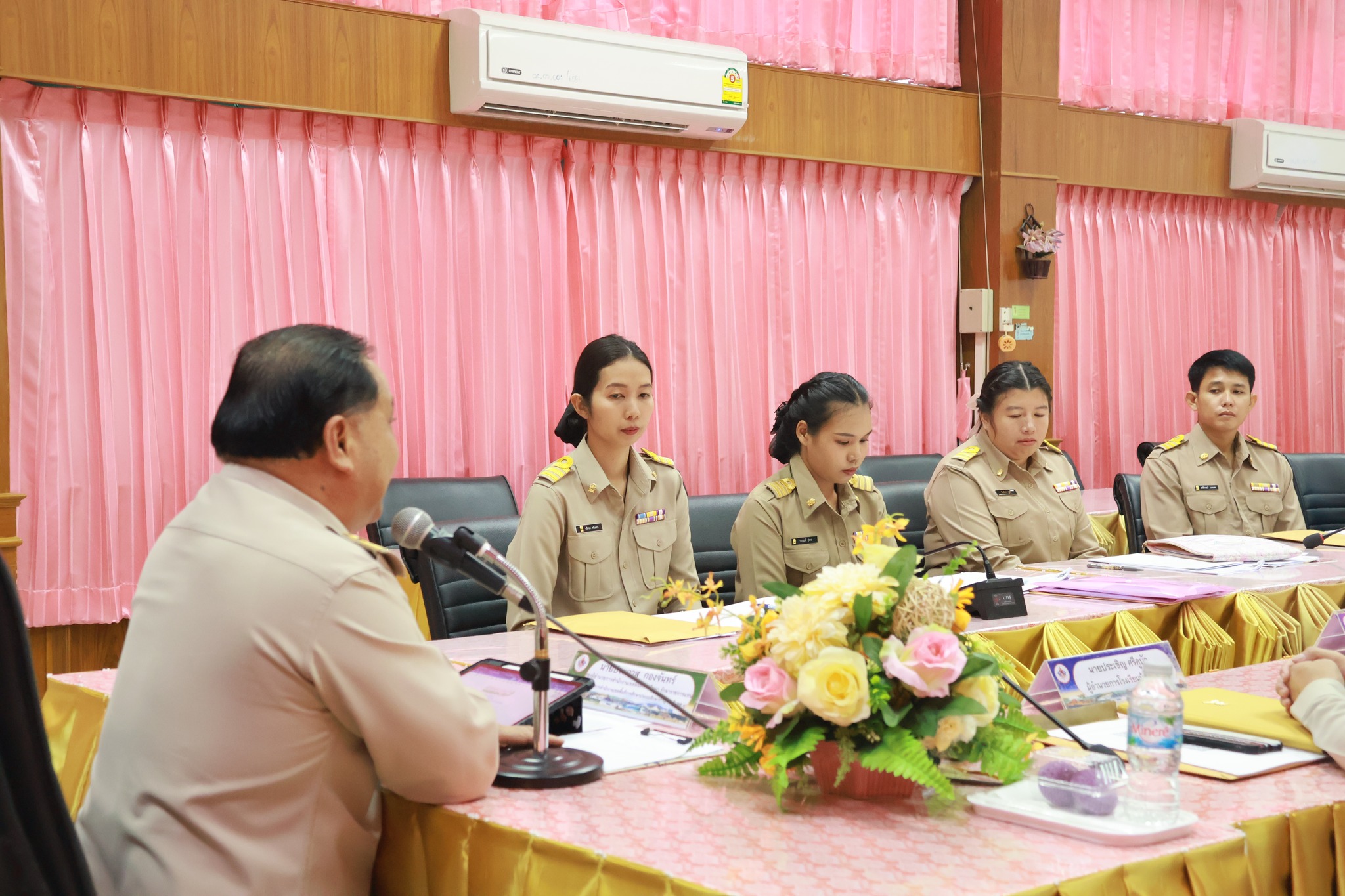 การรับรายงานตัวการบรรจุแต่งตั้งบุคคลเข้ารับราชการ 6.12.67.3