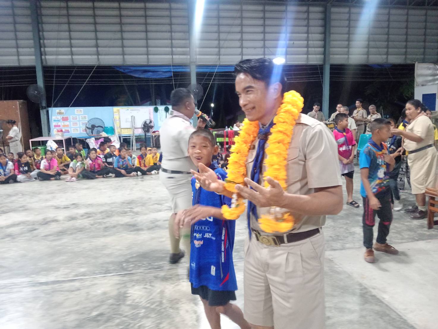 กิจกรรมรอบกองไฟการเข้าค่ายพักแรมลูกเสือ 17.12.67.3