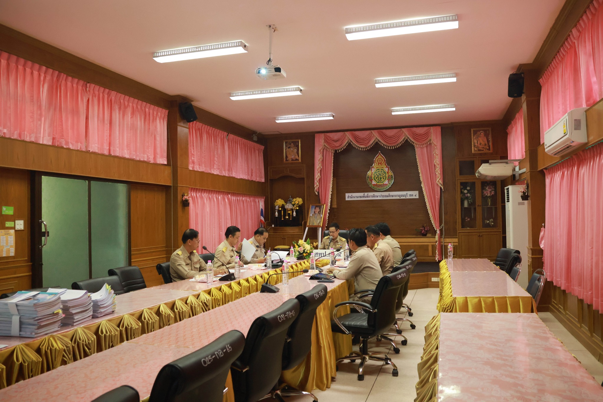 ประชุมเลื่อนเงินเดือน 2 2568 4