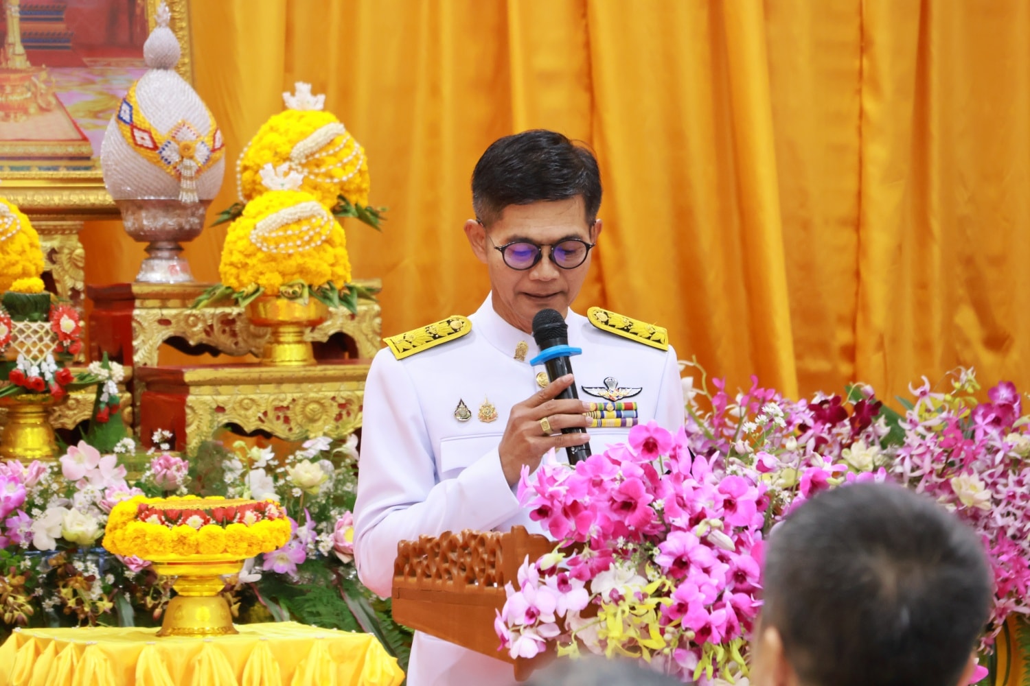 รับเครื่องราช 111168 2