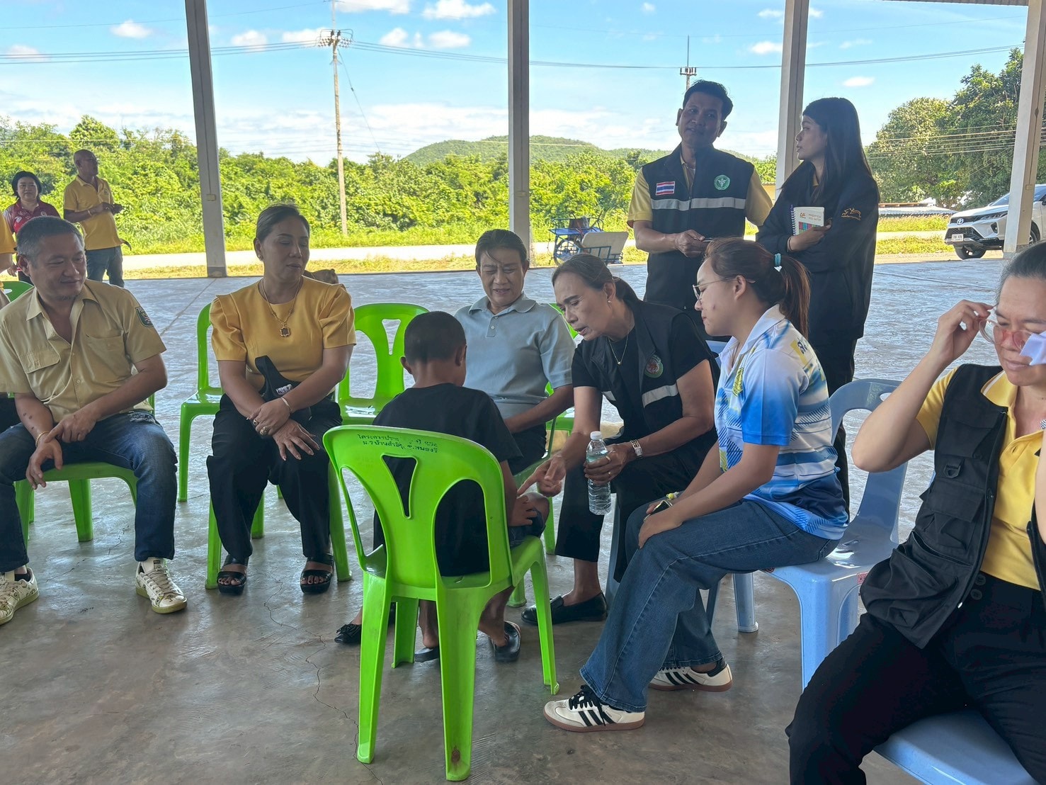 ลงพื้นที่ช่วยนักเรียนหนองสำโรง 061068 3