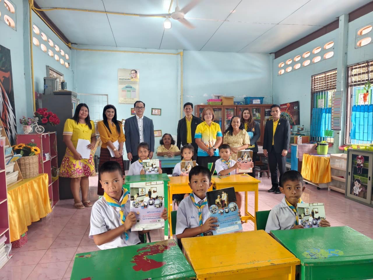 นิเทศและติดตามโรงเรียนที่จัดการเรียนการสอนโดยใช้การศึกษาทางไกลผ่านดาวเทียม DLTV 24.7.67.7