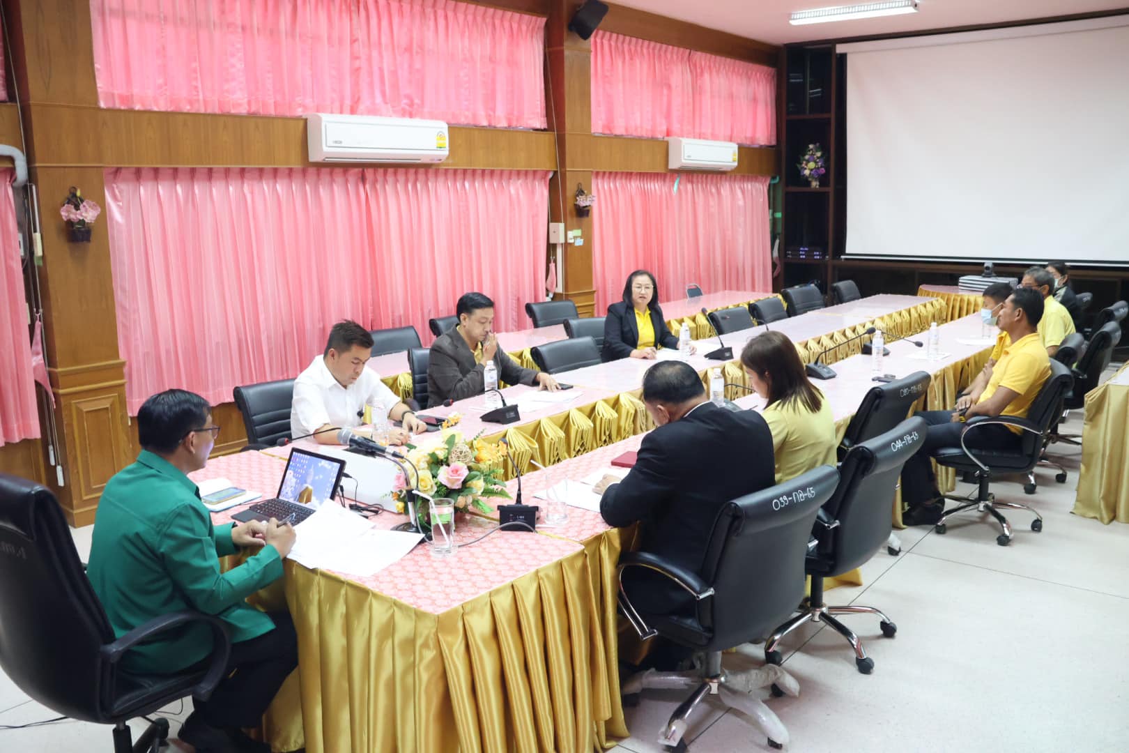 ประชุมคณะกรรมการแก้ไขปัญหาหนี้สินข้าราชการครู 24.7.67.3