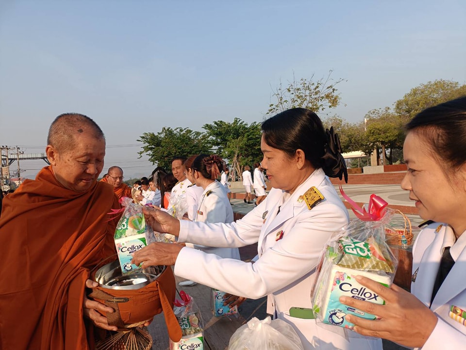 ร่วมพิธีถวายพระพรชัยมงคล 8.1.68.4