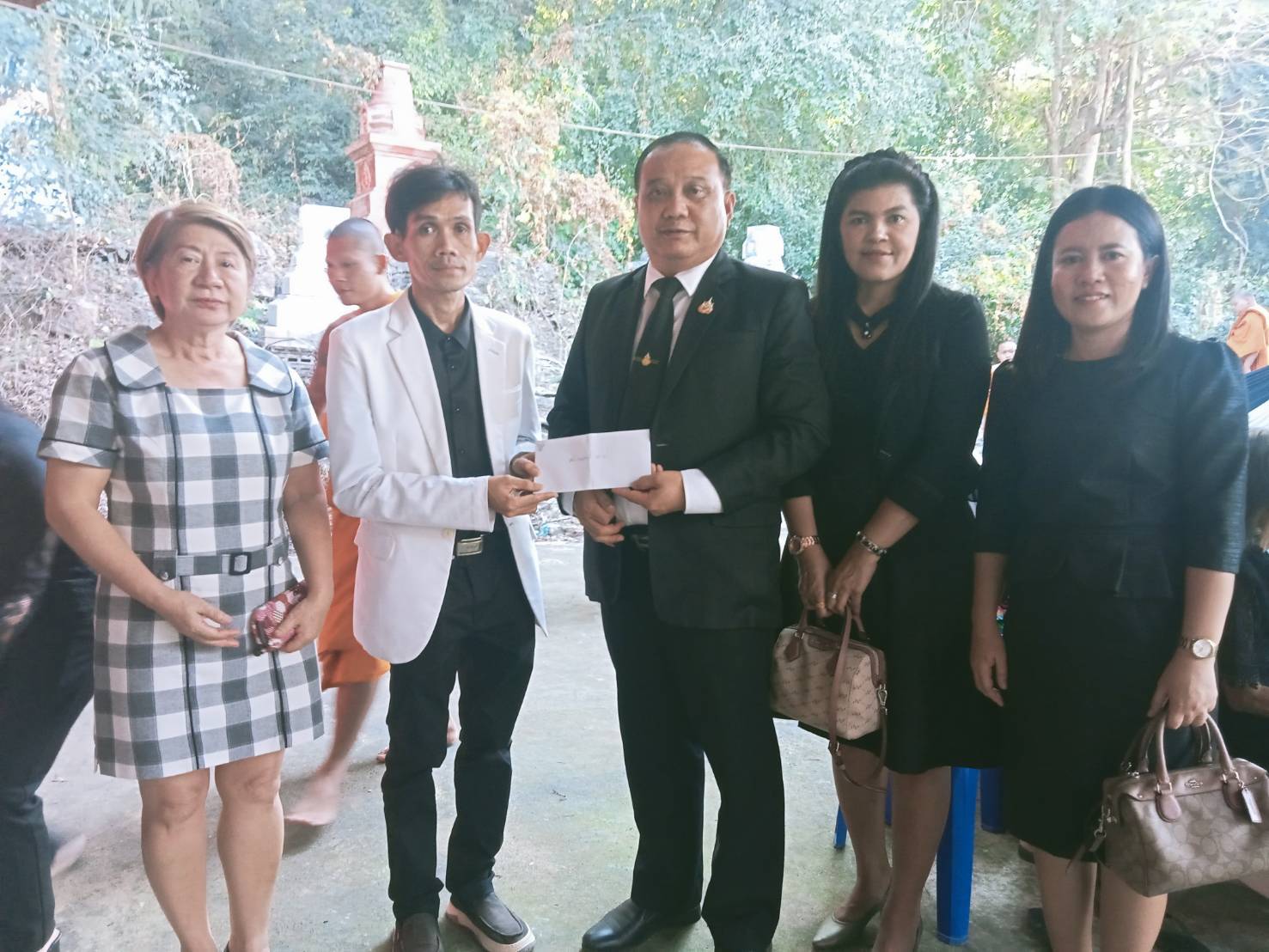 ร่วมพิธีประชุมเพลิง 11.12.67.2