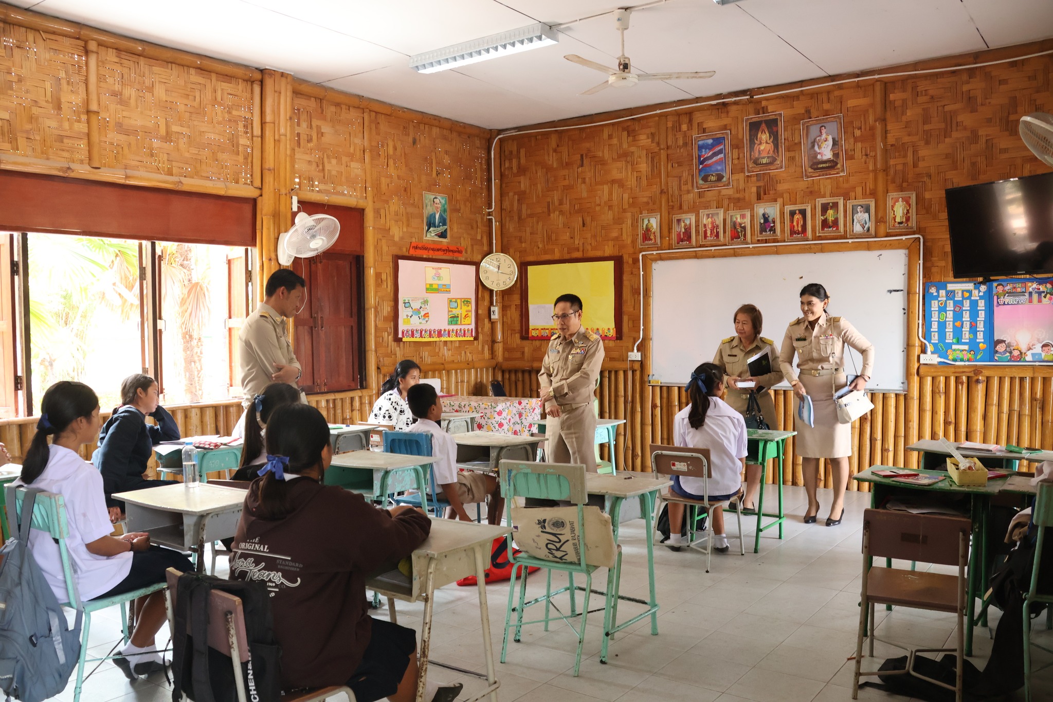 ลงพื้นที่ตรวจเยี่ยม ให้กำลังใจโรงเรียนเครือข่าย 27.1.68.13