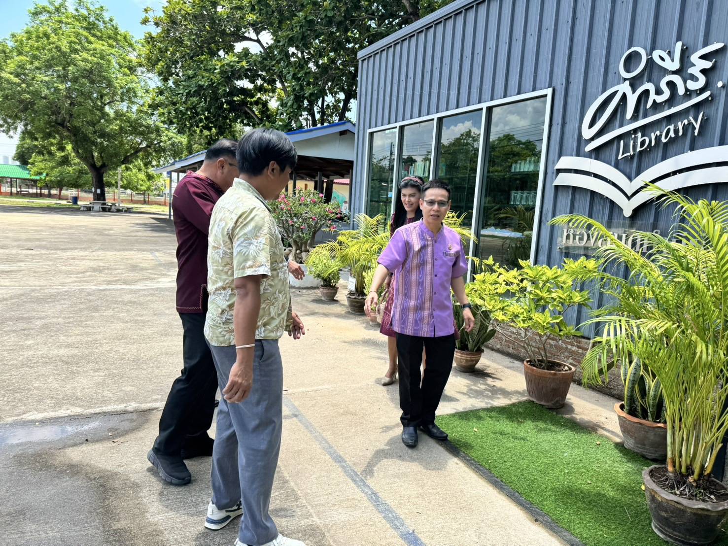 ลงพื้นที่ติดตามนโยบาย เรียนดี มีความสุข โรงเรียนบ้านหนองกระทุ่ม 24.4.68.4