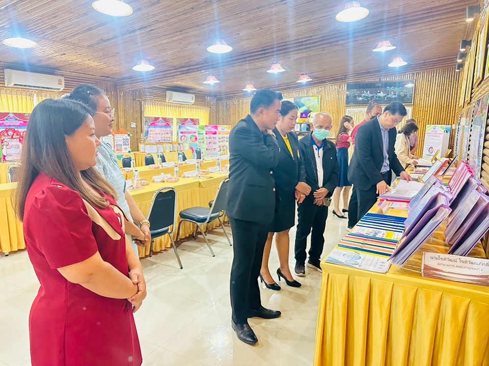 ลงพื้นที่ประเมินโครงการสถานศึกษาสีขาวปลอดยาเสพติดและอบายมุข 21.2.68.8