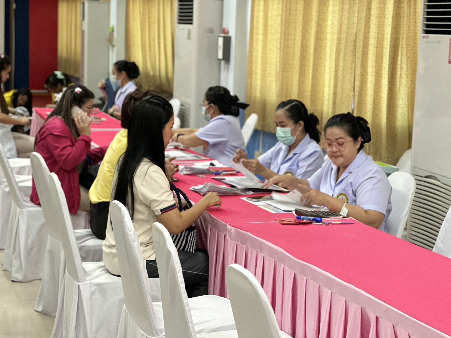 เข้าตรวจเยี่ยมให้กำลังใจคณะครู 28.11.67.4