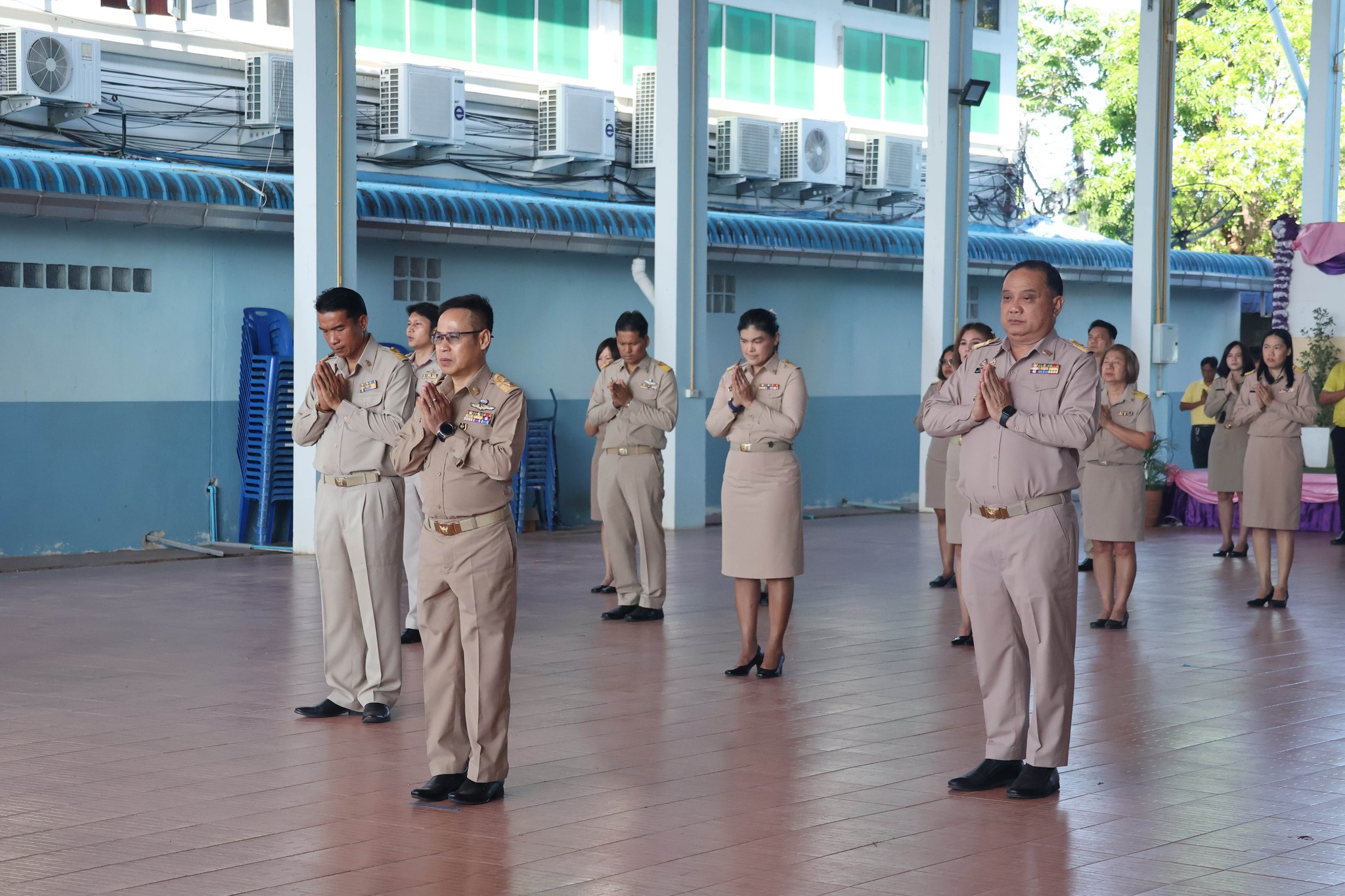 เข้าแถวเคารพธงชาติ สวดมนต์ไหว้พระ 21.4.68.3