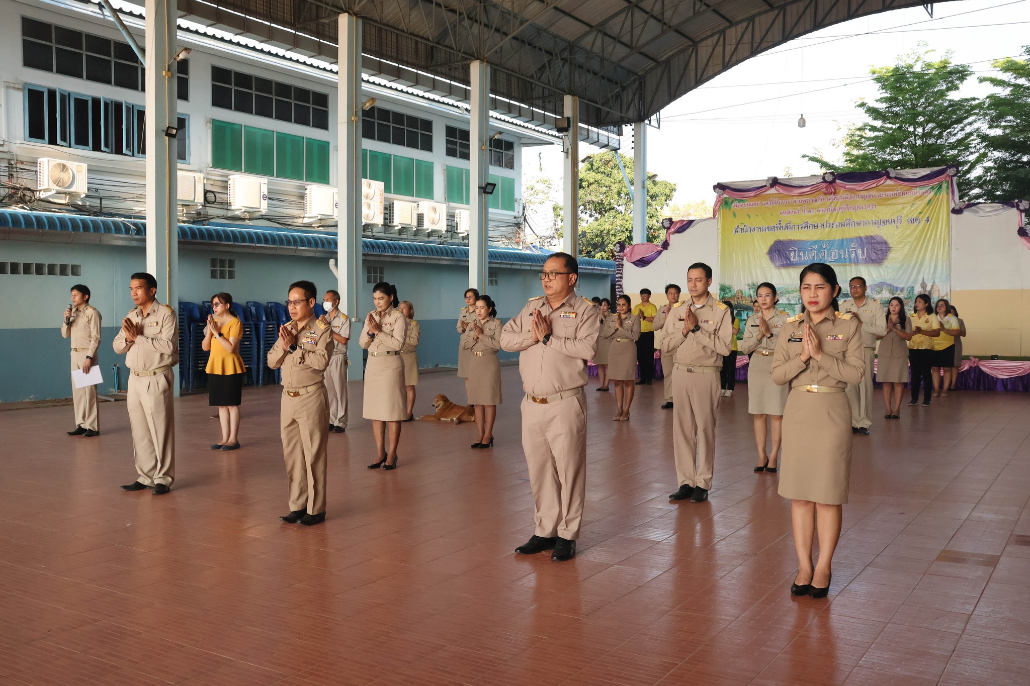 เข้าแถวเคารพธงชาติ สวดมนต์ไหว้พระ 3.3.68.3