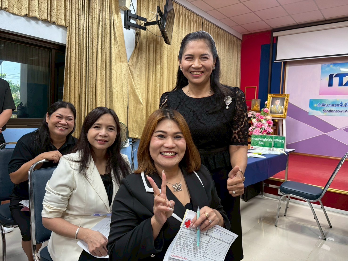 LINE ALBUM 10269 260210 49 0