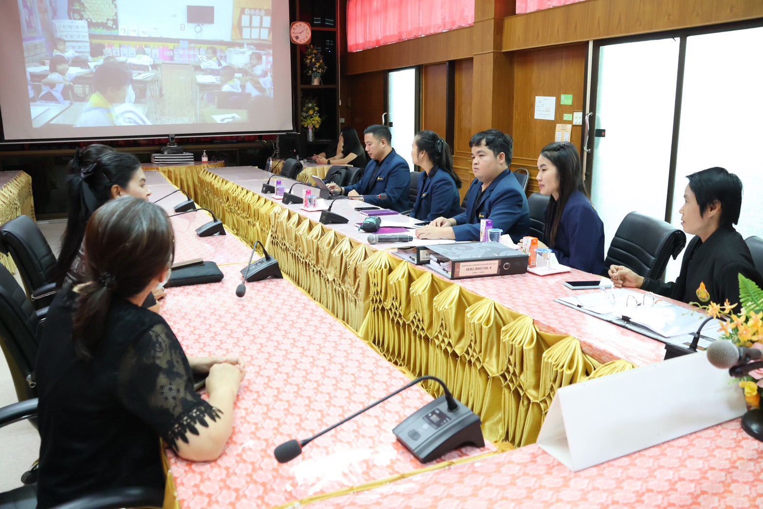 LINE ALBUM 11269 260211 21 0