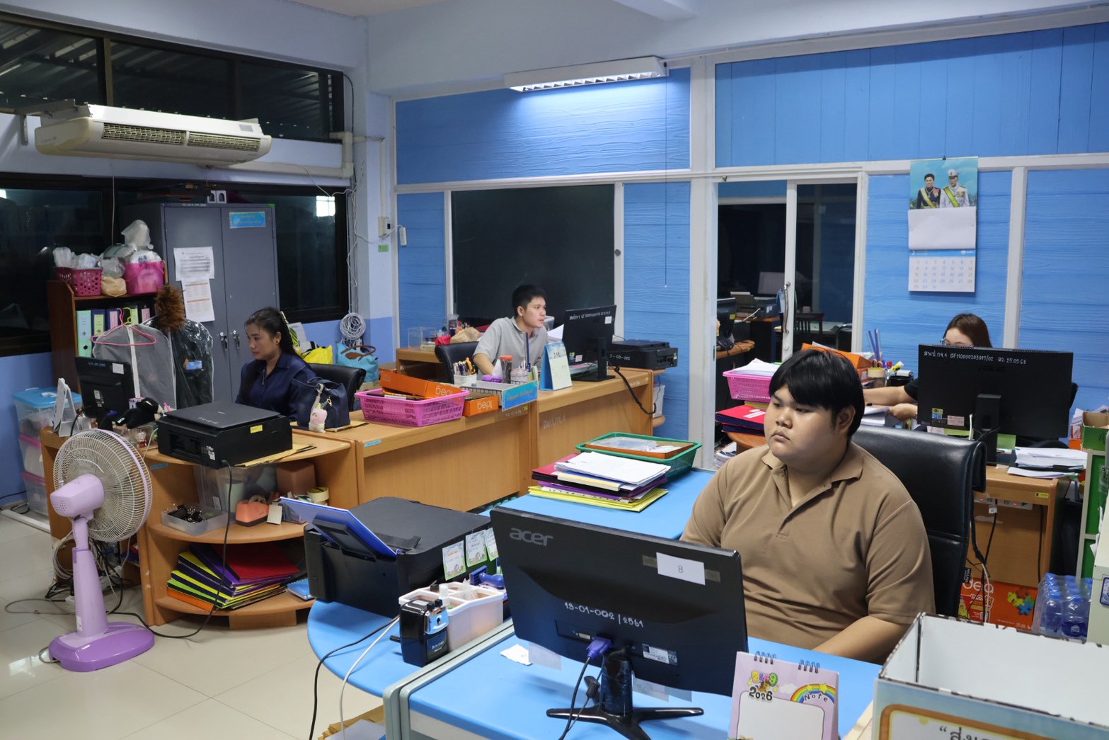 LINE ALBUM 30369 260331 24 0