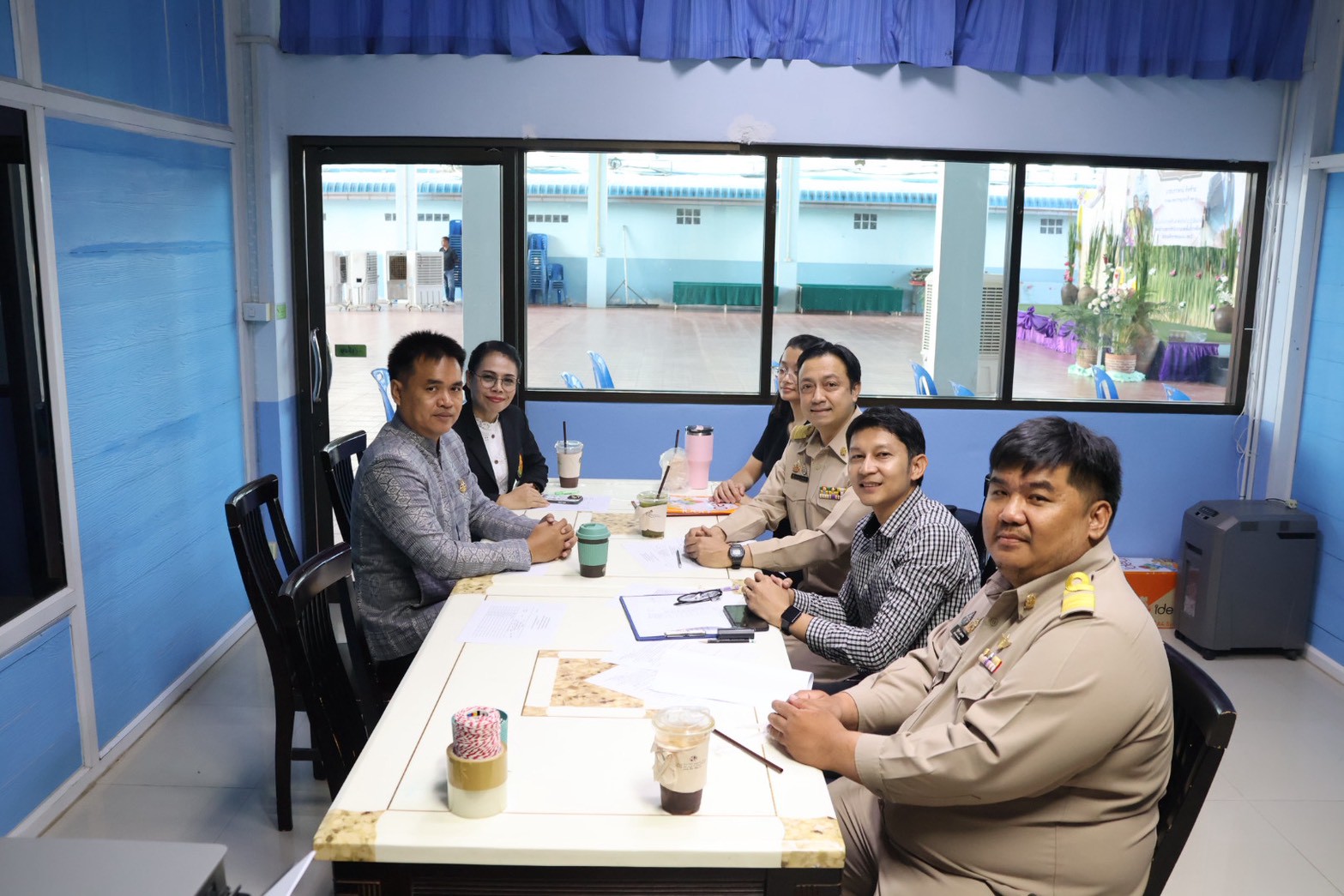 LINE ALBUM 30369 260331 40 0