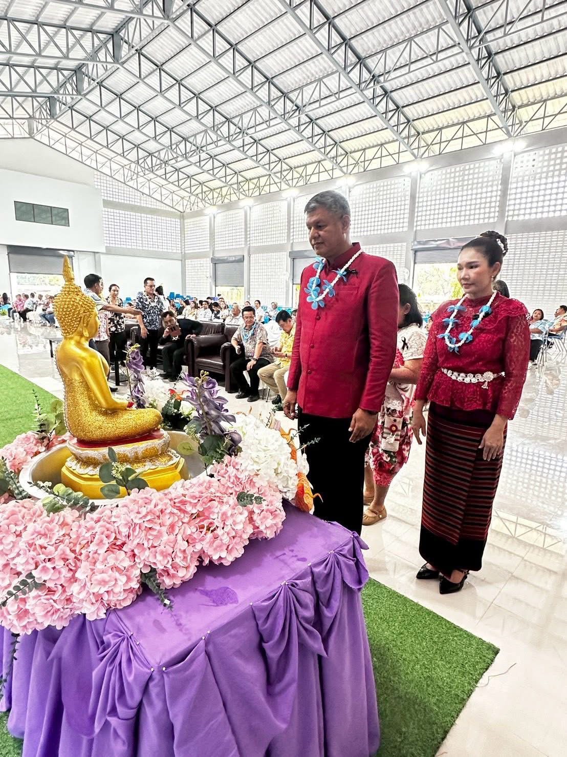 LINE ALBUM 9469 260410 14 0