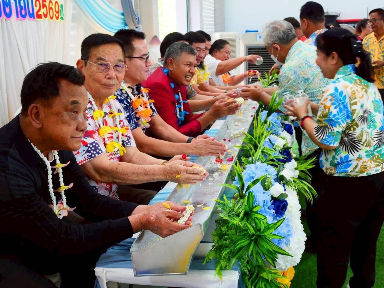 LINE ALBUM 9469 260410 47 0