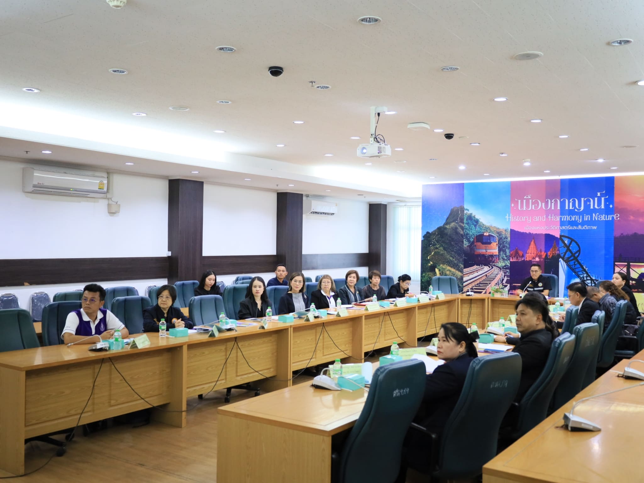 LINE ALBUM ประชุมรางวัลเจ้าฟ้าฯ ศาลากลาง 260408 37 0